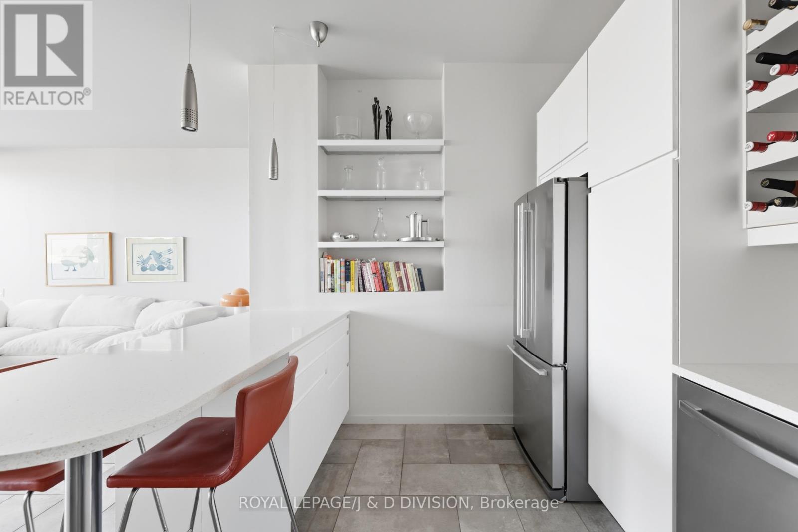 












610 - 160 BALDWIN STREET

,
Toronto,




Ontario
M5T3K7

