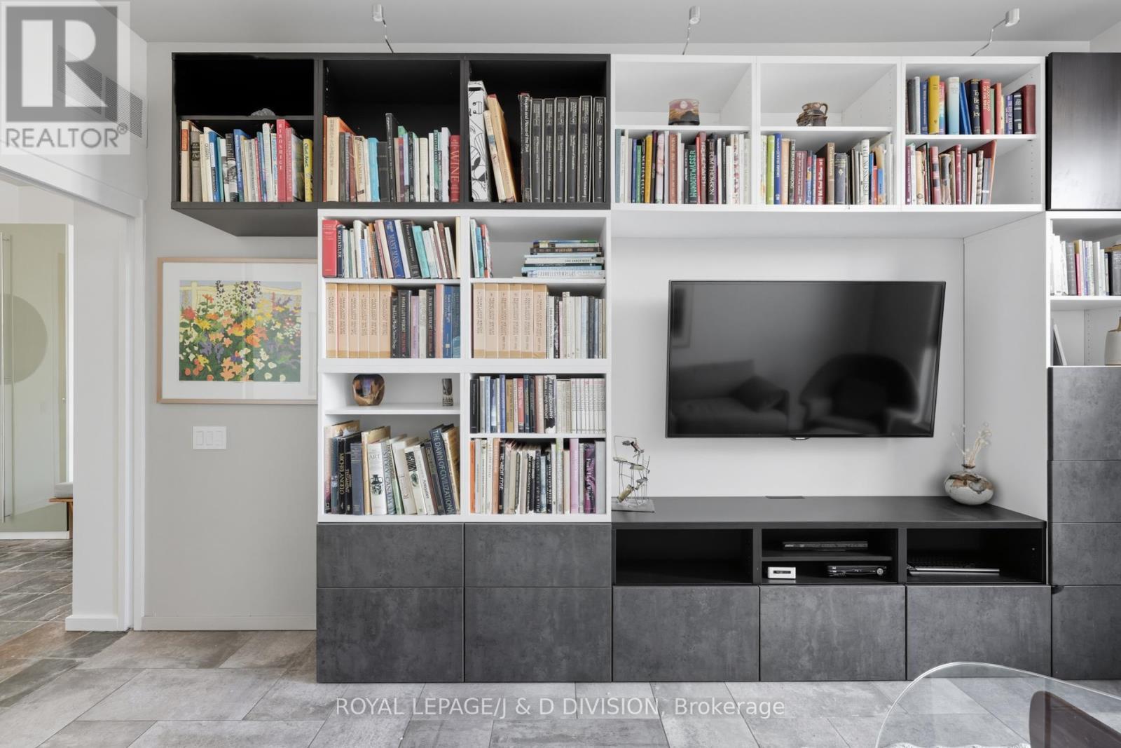 












610 - 160 BALDWIN STREET

,
Toronto,




Ontario
M5T3K7

