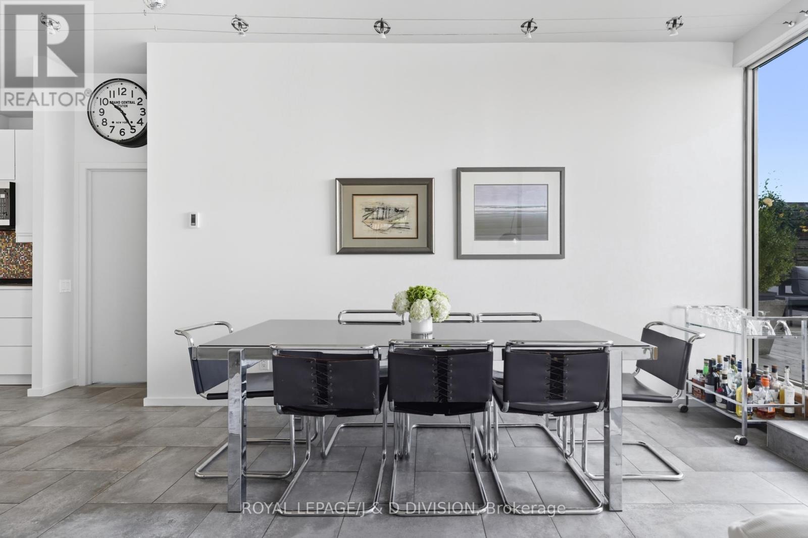 












610 - 160 BALDWIN STREET

,
Toronto,




Ontario
M5T3K7

