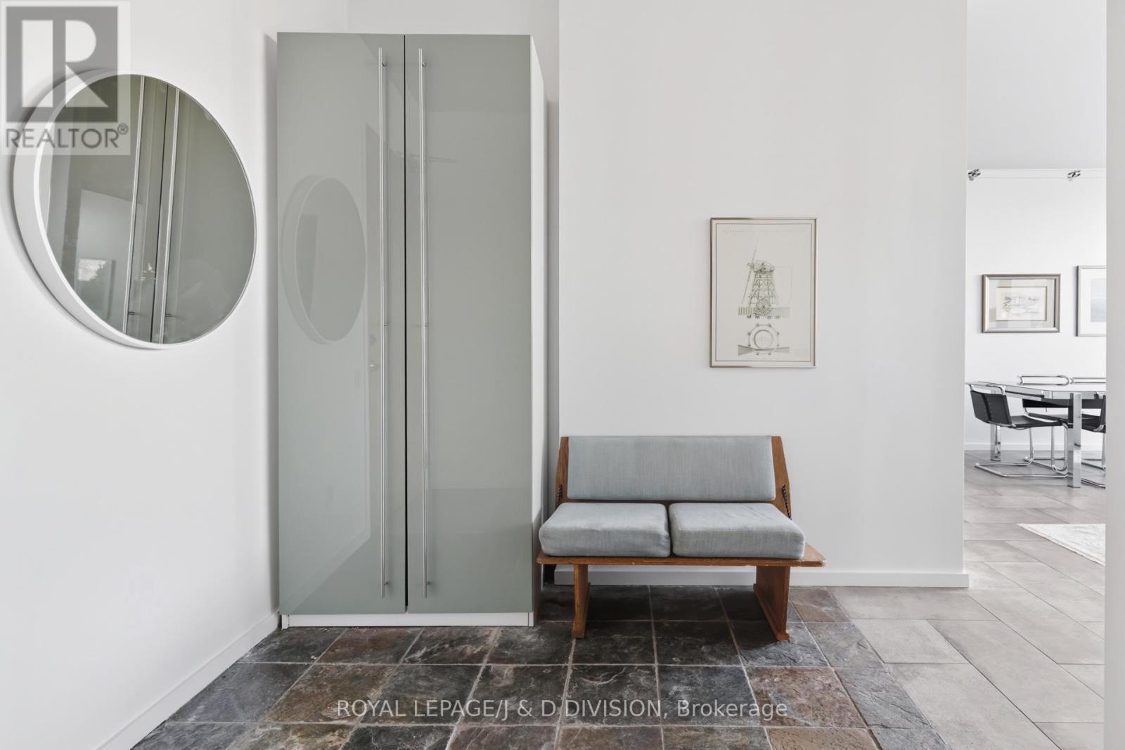 












610 - 160 BALDWIN STREET

,
Toronto,




Ontario
M5T3K7

