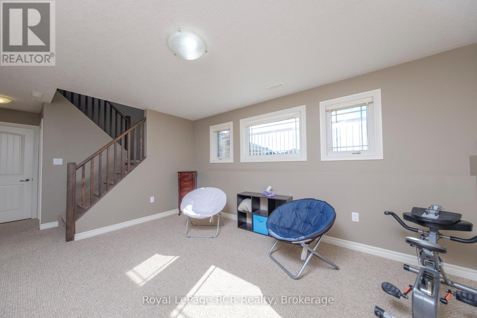 












54 LAKEFIELD DRIVE

,
Kincardine,




Ontario
N2Z0C9


