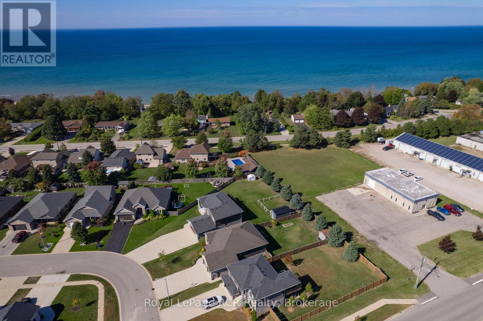 












54 LAKEFIELD DRIVE

,
Kincardine,




Ontario
N2Z0C9

