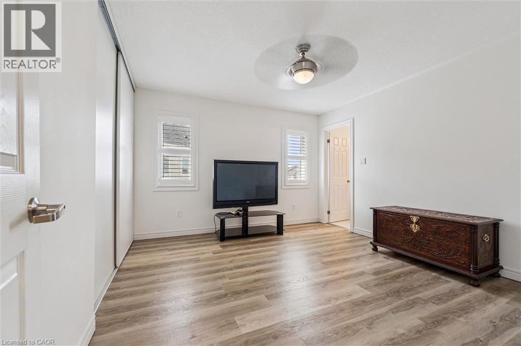 












65 BARLOW Place

,
Paris,




Ontario
N3L0H1

