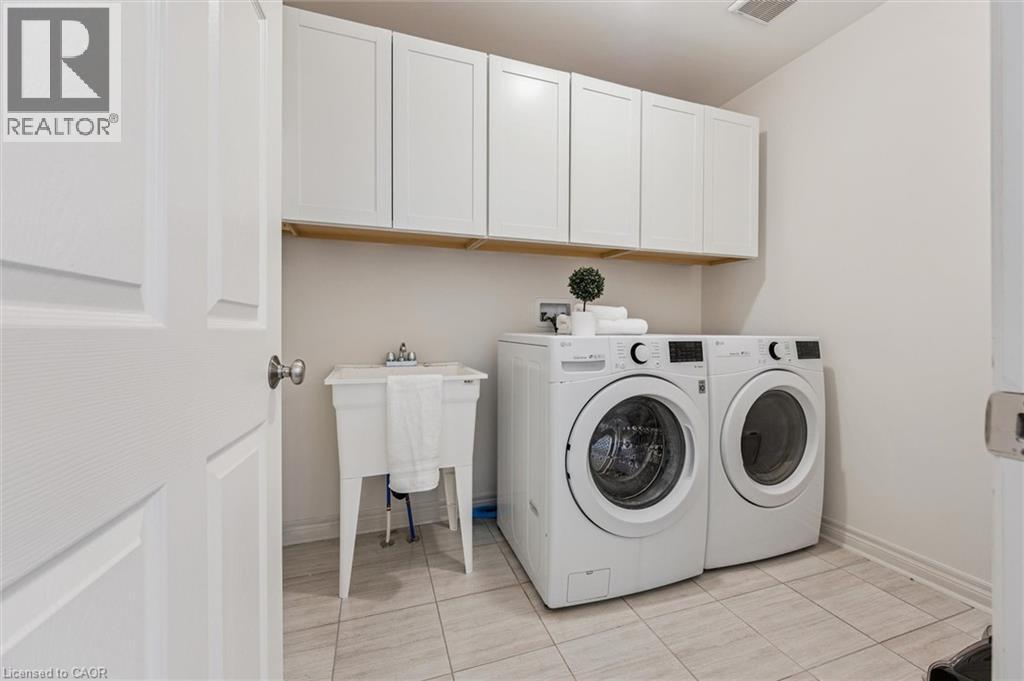 












65 BARLOW Place

,
Paris,




Ontario
N3L0H1

