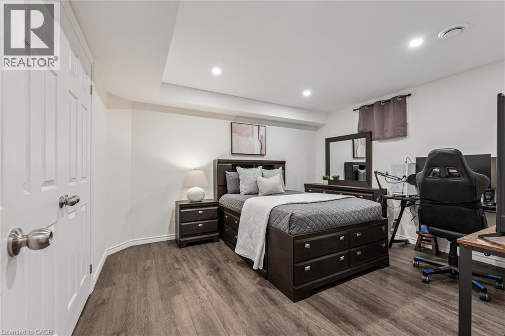 












65 BARLOW Place

,
Paris,




Ontario
N3L0H1

