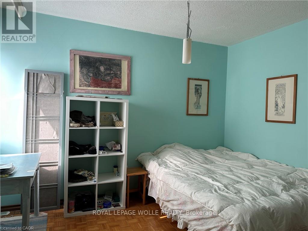 












703 - 45 WESTMOUNT ROAD N

,
Waterloo,




Ontario
N2L2R3

