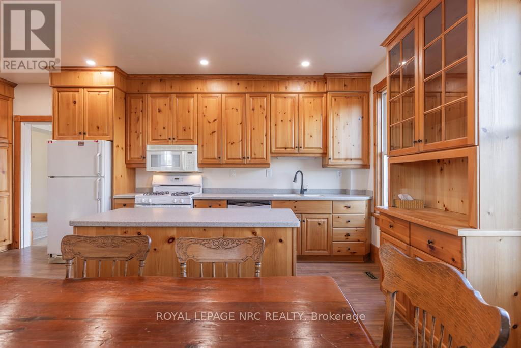 












245 NIVEN ROAD

,
Niagara-on-the-Lake (Town),




Ontario
L0S1J0

