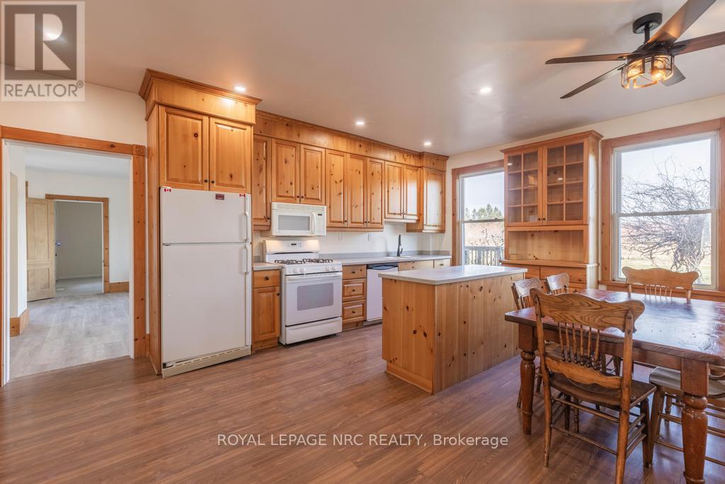 












245 NIVEN ROAD

,
Niagara-on-the-Lake (Town),




Ontario
L0S1J0

