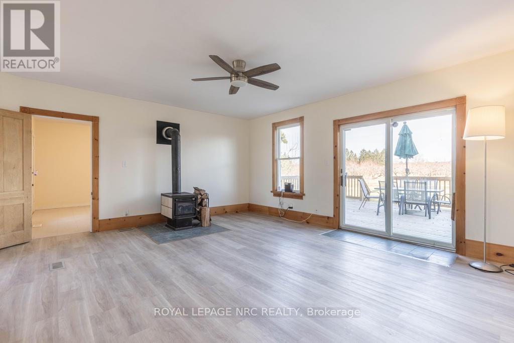 












245 NIVEN ROAD

,
Niagara-on-the-Lake (Town),




Ontario
L0S1J0

