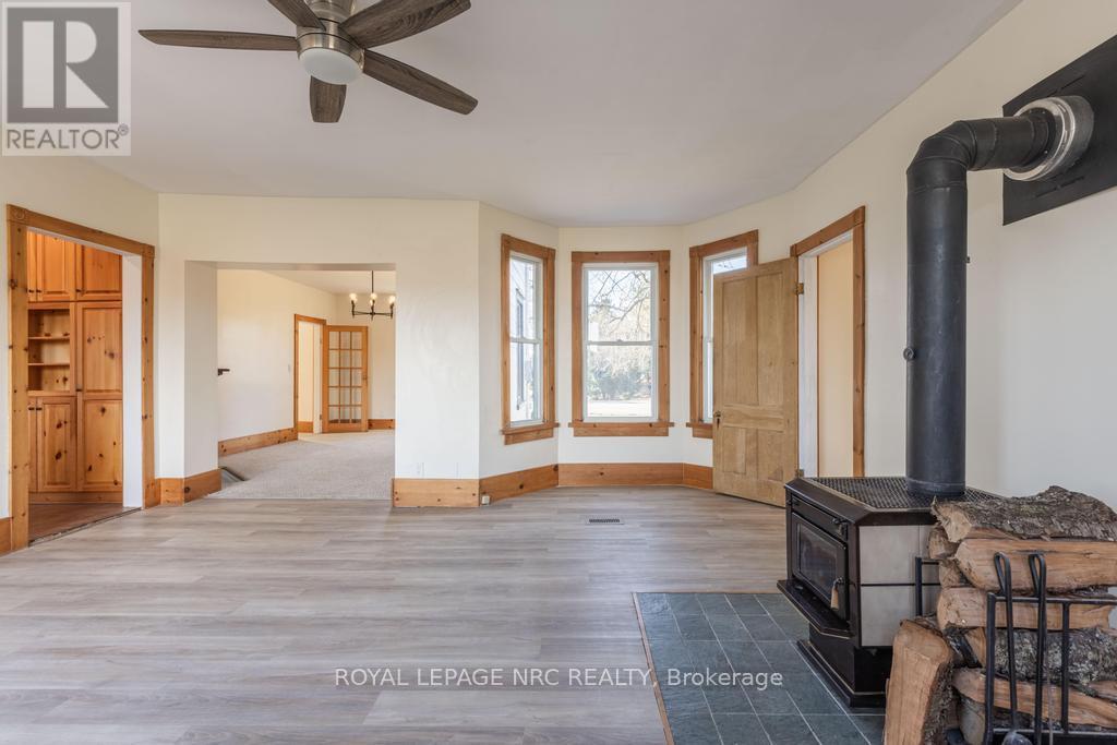 












245 NIVEN ROAD

,
Niagara-on-the-Lake (Town),




Ontario
L0S1J0


