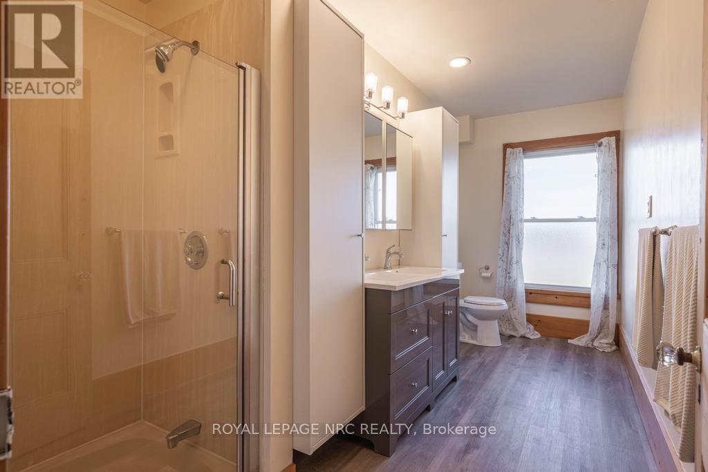 












245 NIVEN ROAD

,
Niagara-on-the-Lake (Town),




Ontario
L0S1J0

