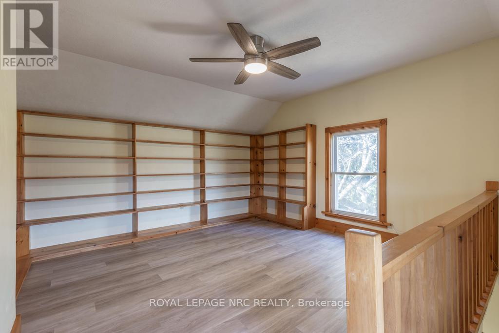 












245 NIVEN ROAD

,
Niagara-on-the-Lake (Town),




Ontario
L0S1J0

