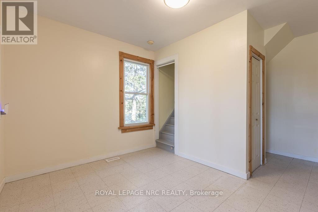 












245 NIVEN ROAD

,
Niagara-on-the-Lake (Town),




Ontario
L0S1J0

