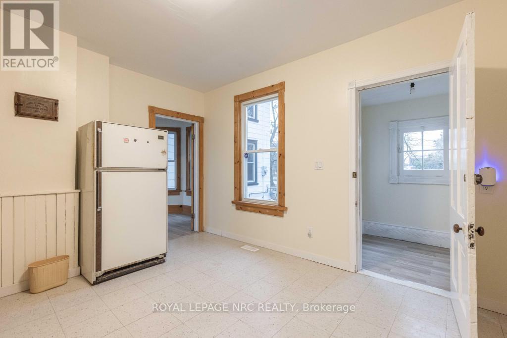












245 NIVEN ROAD

,
Niagara-on-the-Lake (Town),




Ontario
L0S1J0

