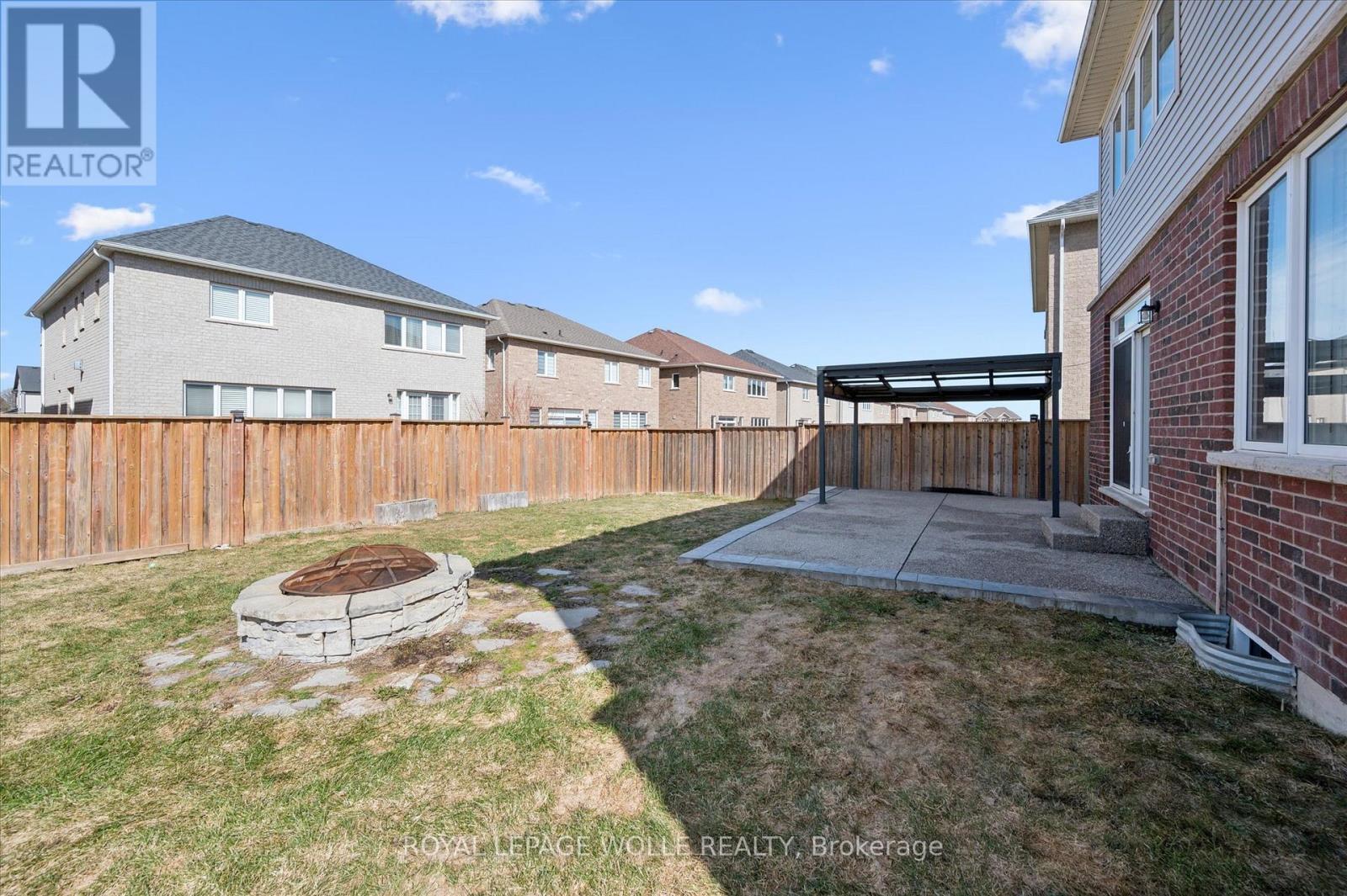 












65 BARLOW PLACE

,
Brant,




Ontario
N3L0H1

