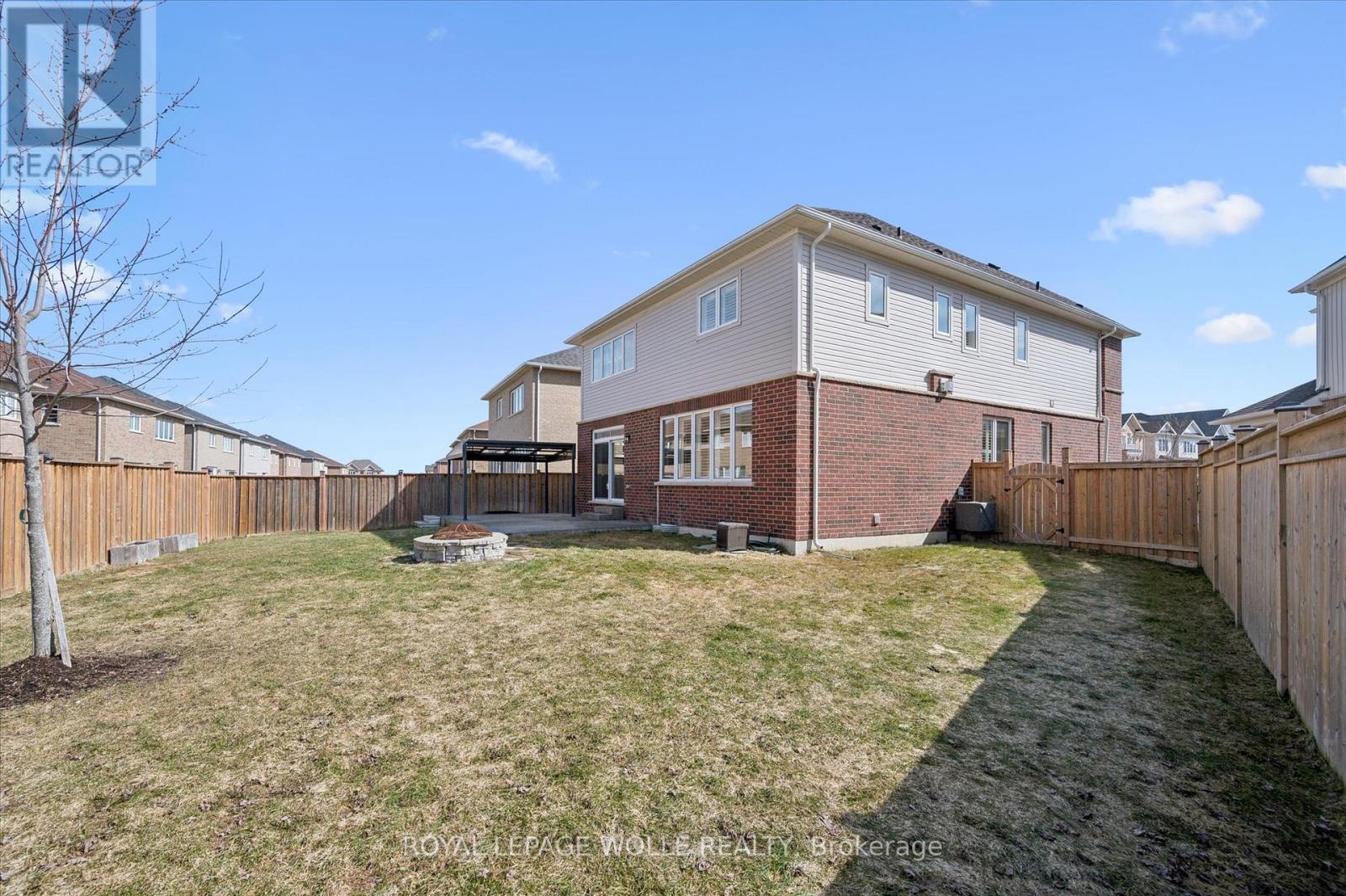 












65 BARLOW PLACE

,
Brant,




Ontario
N3L0H1

