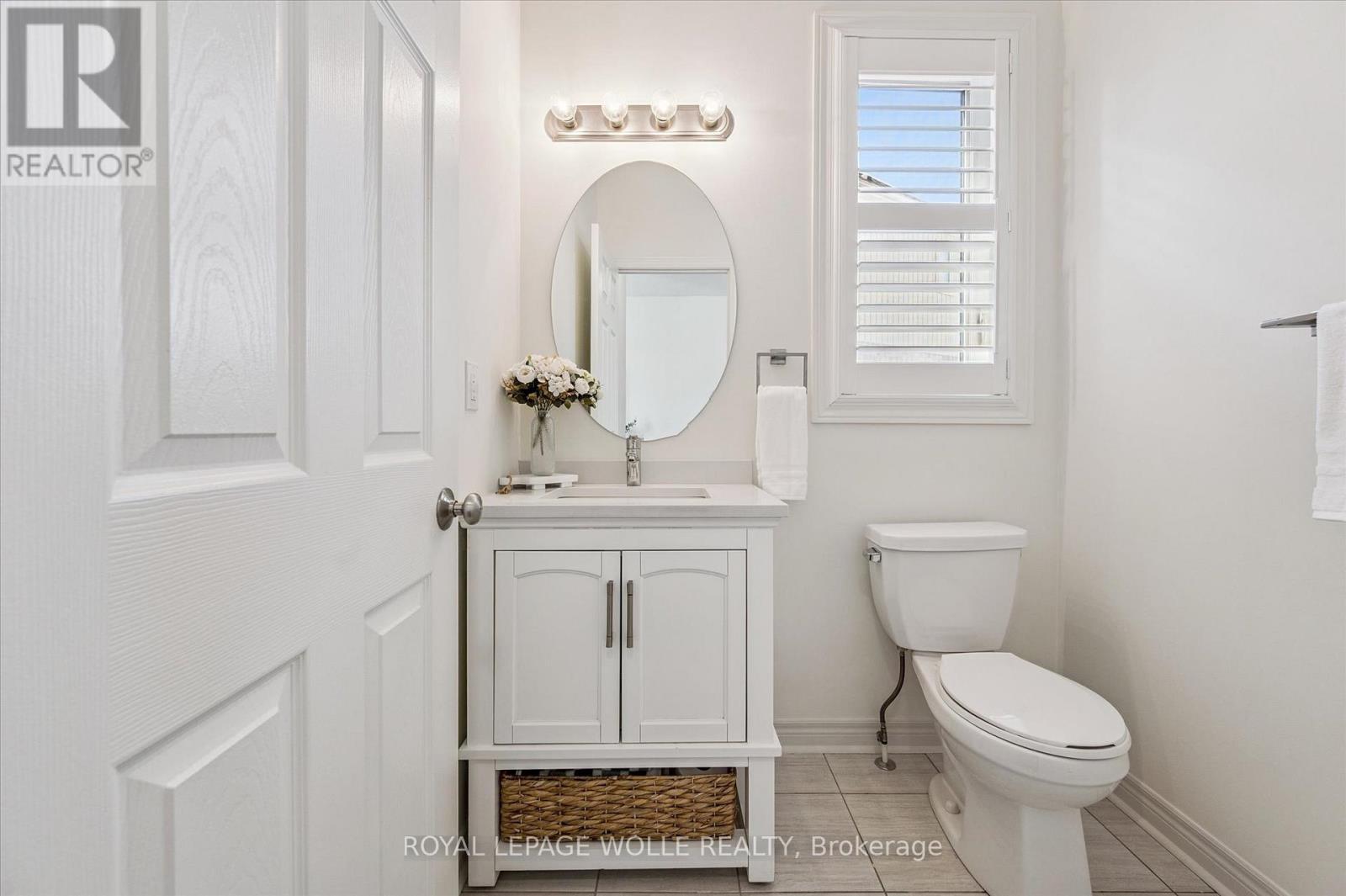 












65 BARLOW PLACE

,
Brant,




Ontario
N3L0H1

