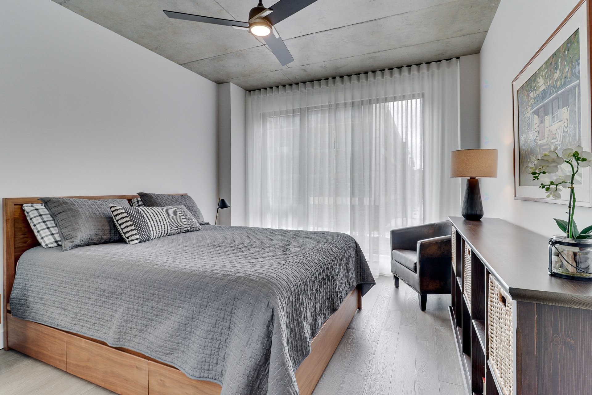 









75


Rue De Castelnau O.

, 229,
Montréal (Villeray/Saint-Michel/Parc-Extension),




QC
H2R0B9

