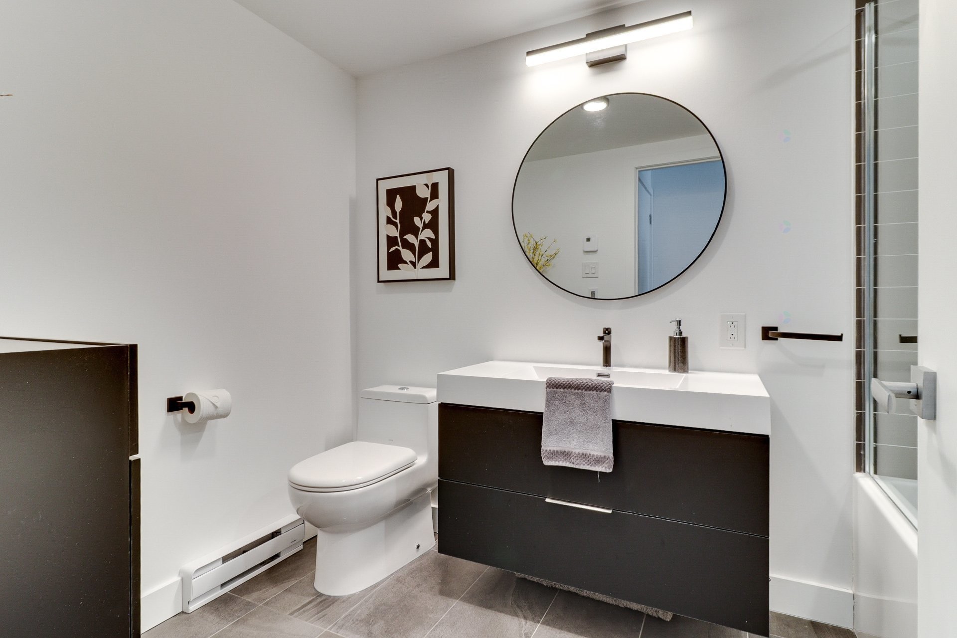 









75


Rue De Castelnau O.

, 229,
Montréal (Villeray/Saint-Michel/Parc-Extension),




QC
H2R0B9

