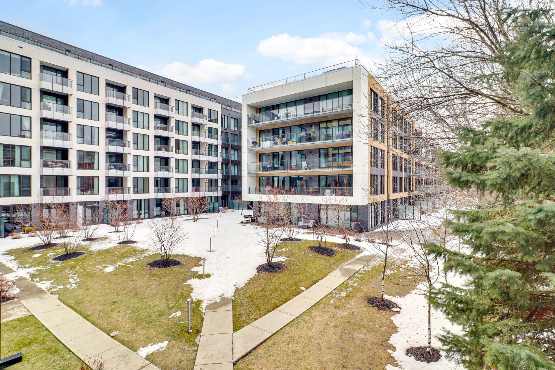 









75


Rue De Castelnau O.

, 229,
Montréal (Villeray/Saint-Michel/Parc-Extension),




QC
H2R0B9

