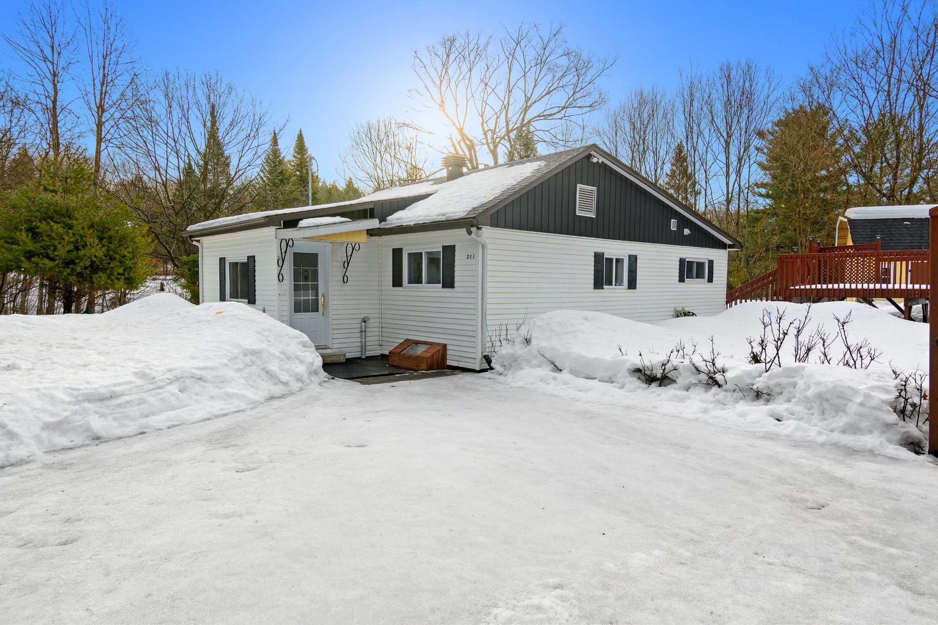 









203


Mtée Brisebois

,
Saint-Colomban,




QC
J5K2S1


