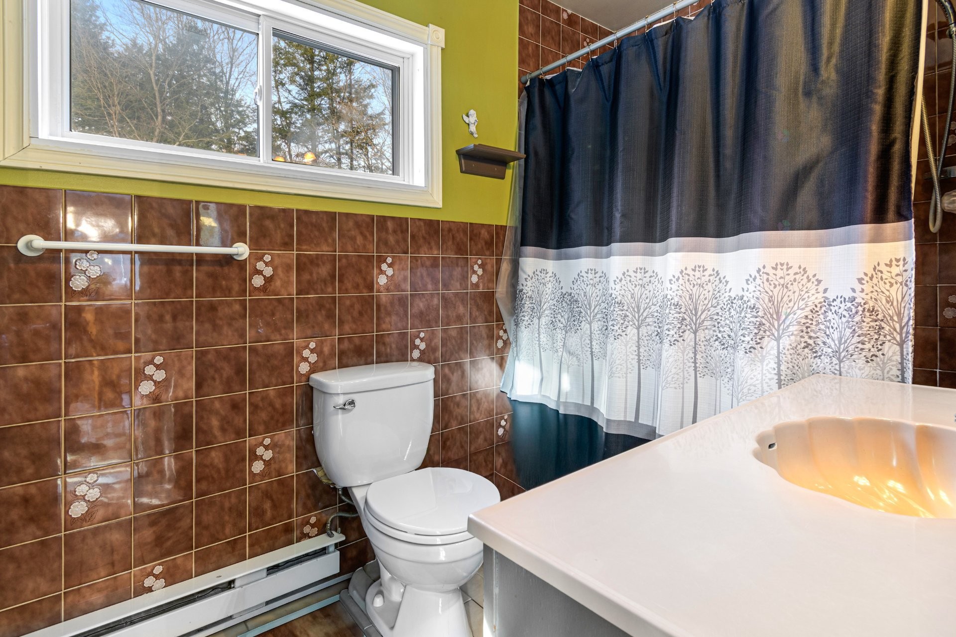 









203


Mtée Brisebois

,
Saint-Colomban,




QC
J5K2S1

