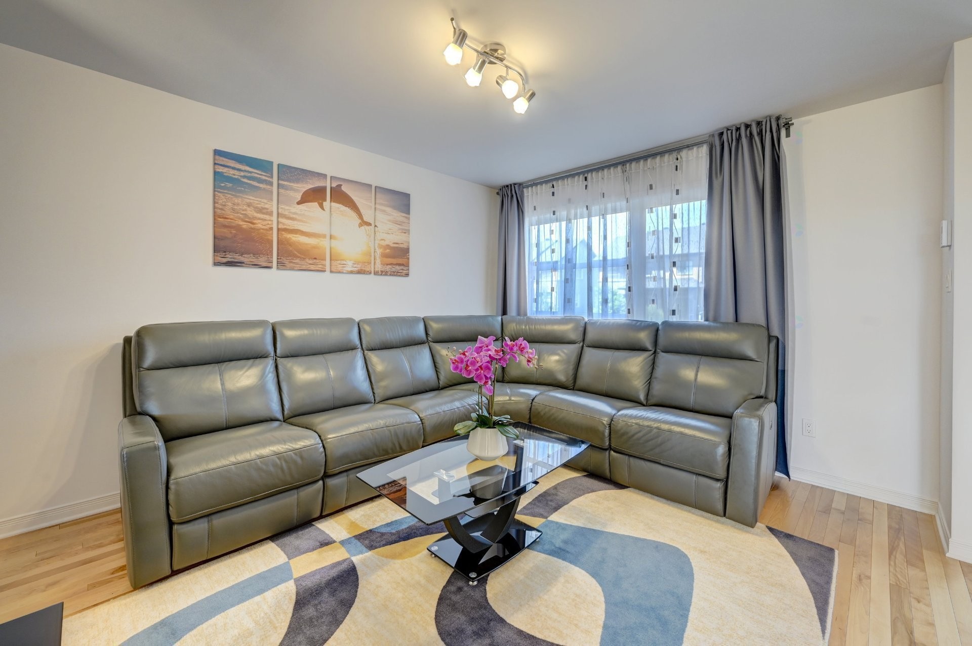 









194


Rue Rabelais

,
Saint-Constant,




QC
J5A0J5

