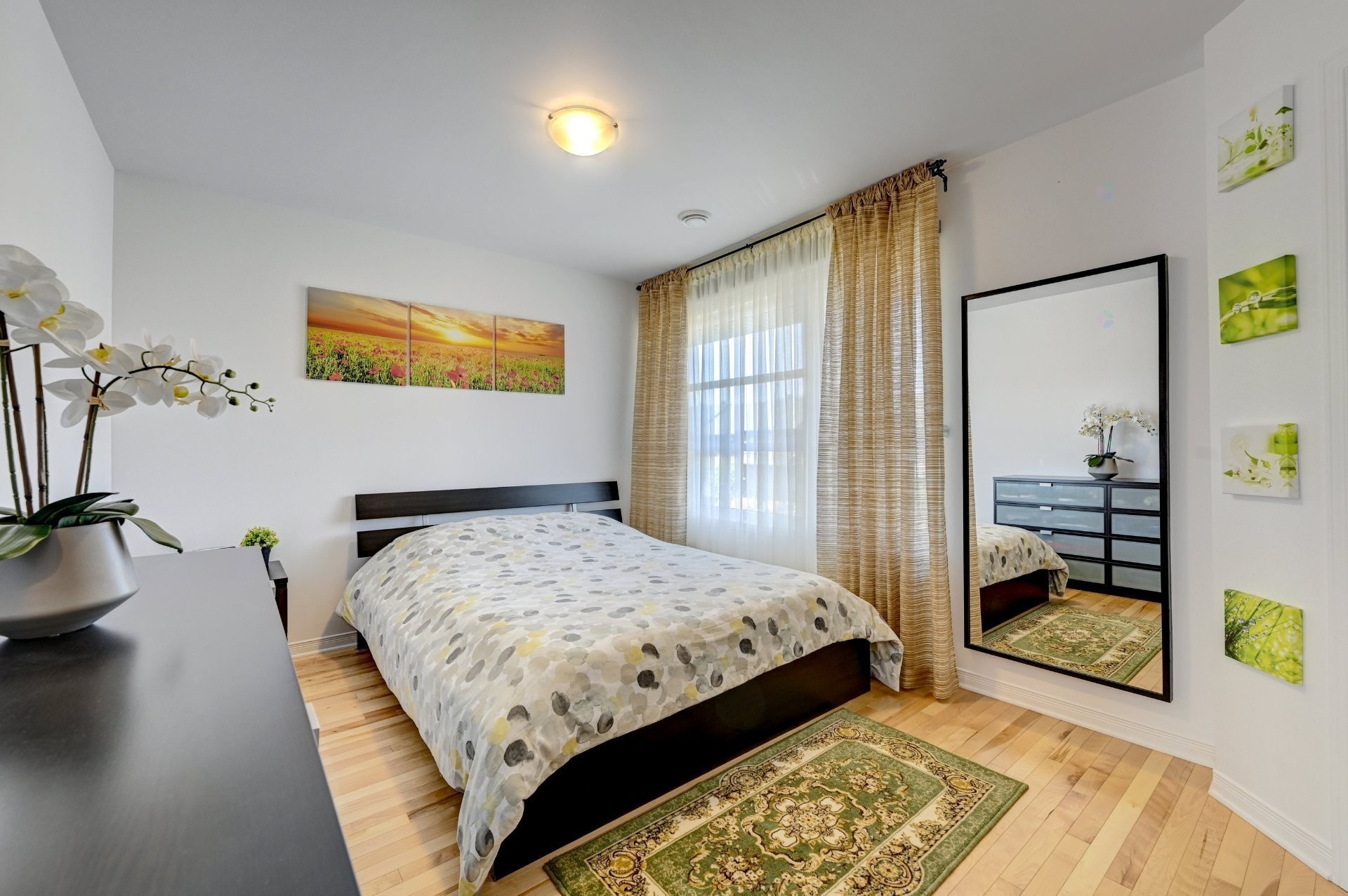 









194


Rue Rabelais

,
Saint-Constant,




QC
J5A0J5

