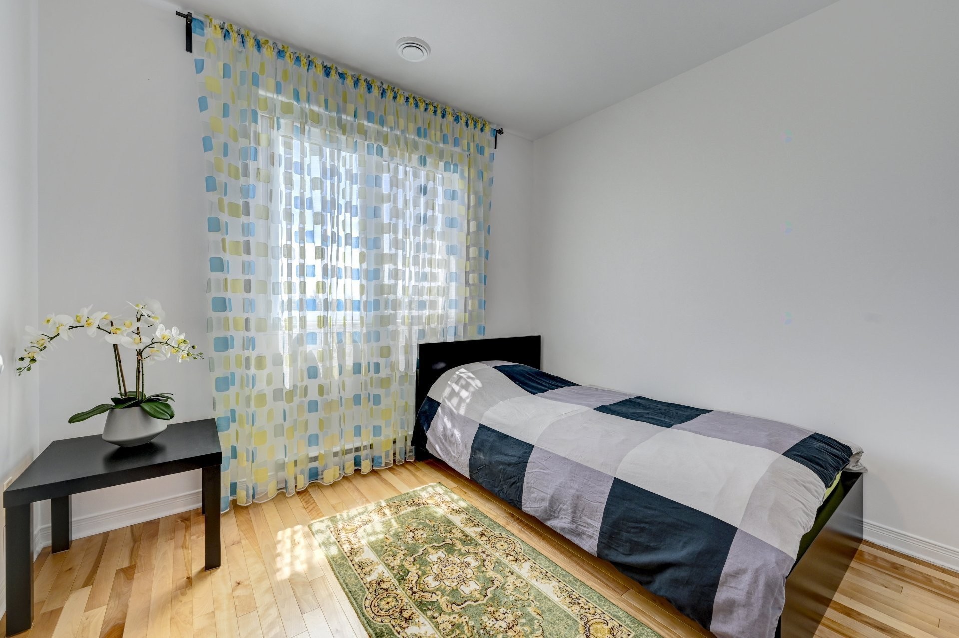 









194


Rue Rabelais

,
Saint-Constant,




QC
J5A0J5

