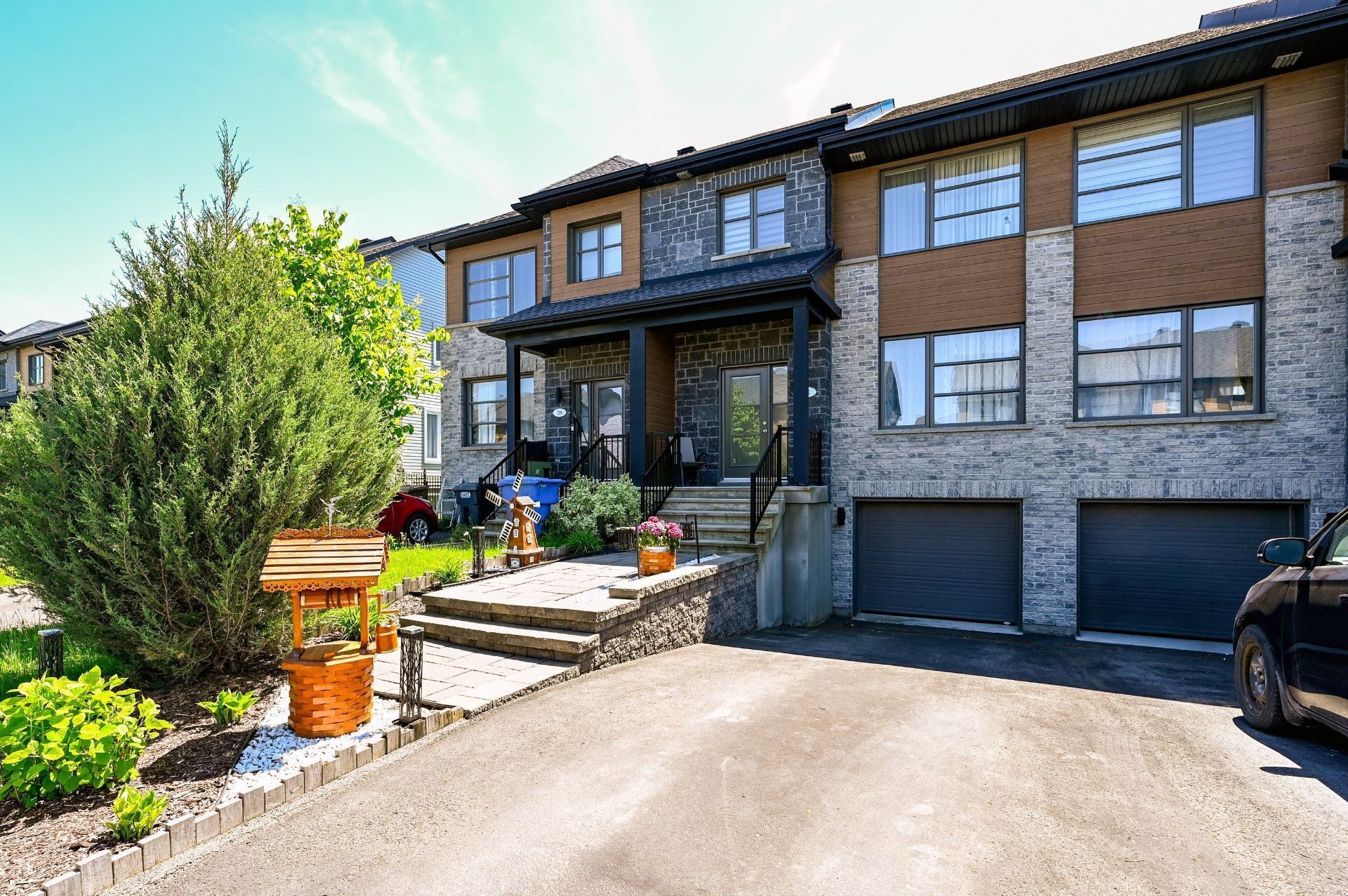 









194


Rue Rabelais

,
Saint-Constant,




QC
J5A0J5

