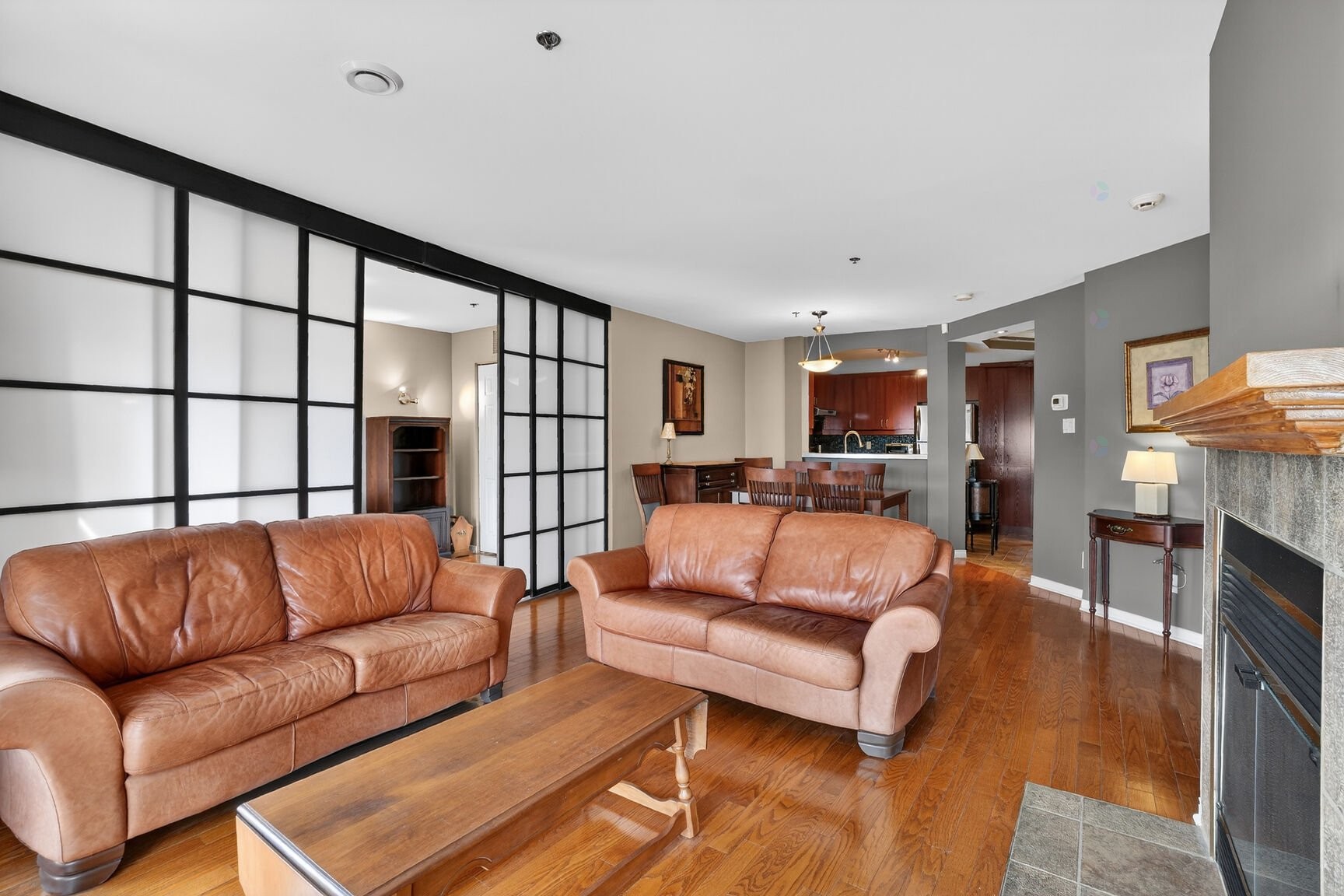 









275


Rue Upper Edison

, 301,
Saint-Lambert,




QC
J4R2W1

