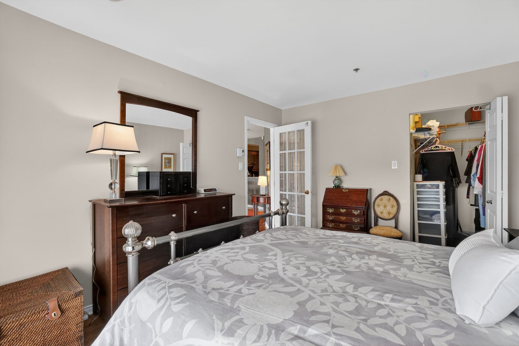 









275


Rue Upper Edison

, 301,
Saint-Lambert,




QC
J4R2W1

