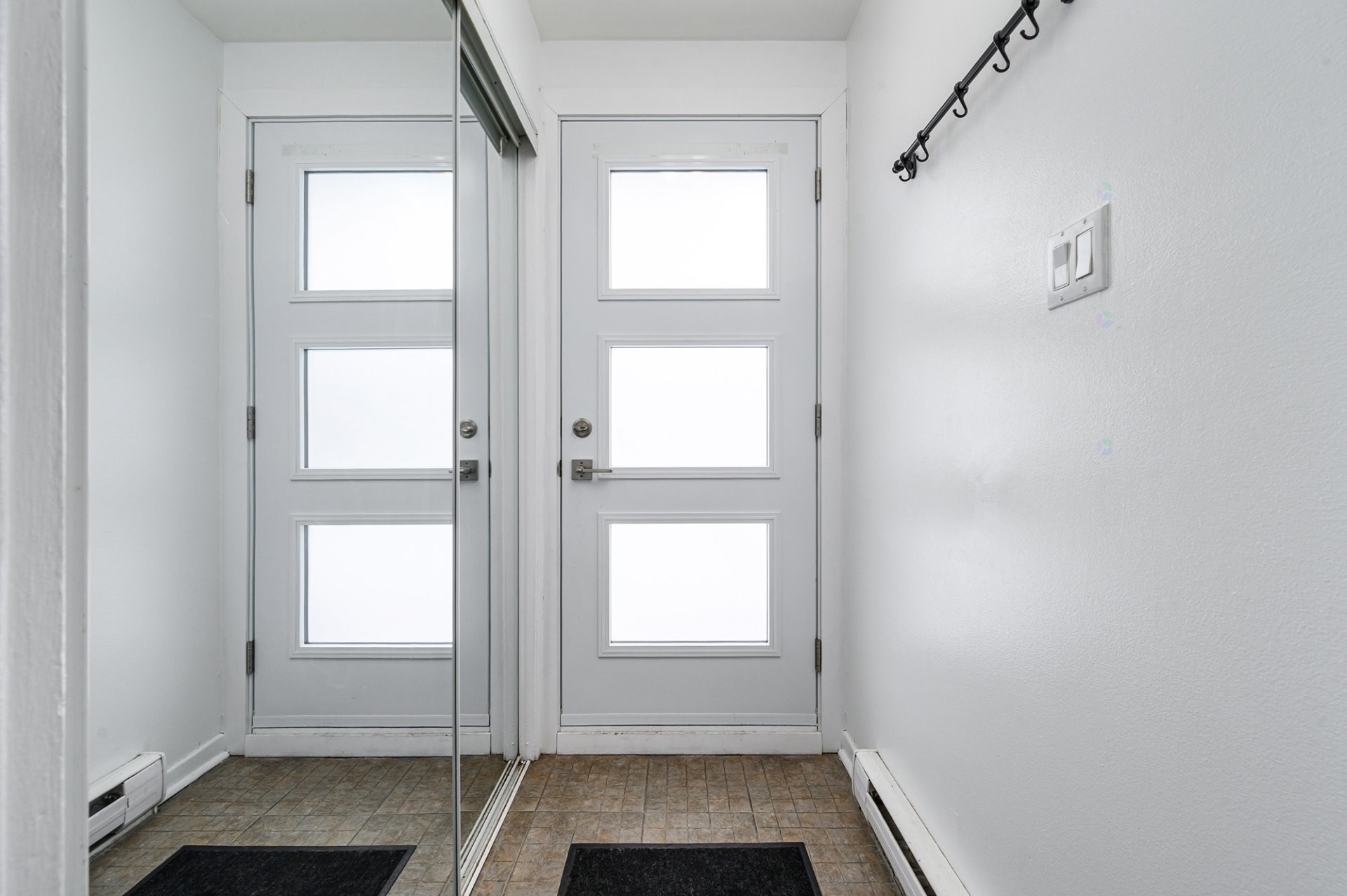 









1131


Boul. Payer

,
Longueuil (Greenfield Park),




QC
J4V1C2

