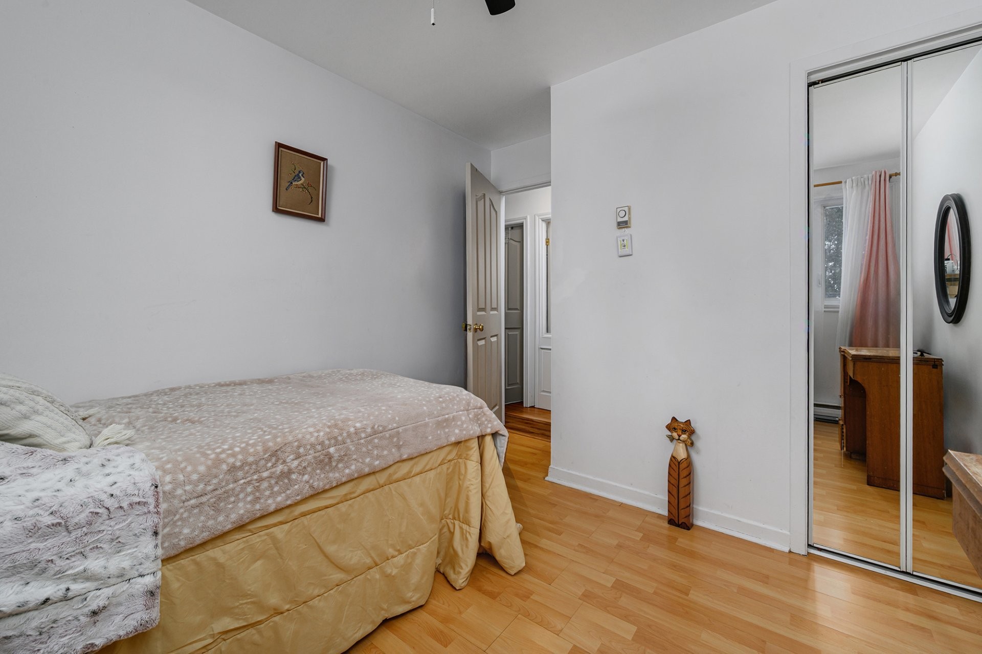 









1131


Boul. Payer

,
Longueuil (Greenfield Park),




QC
J4V1C2

