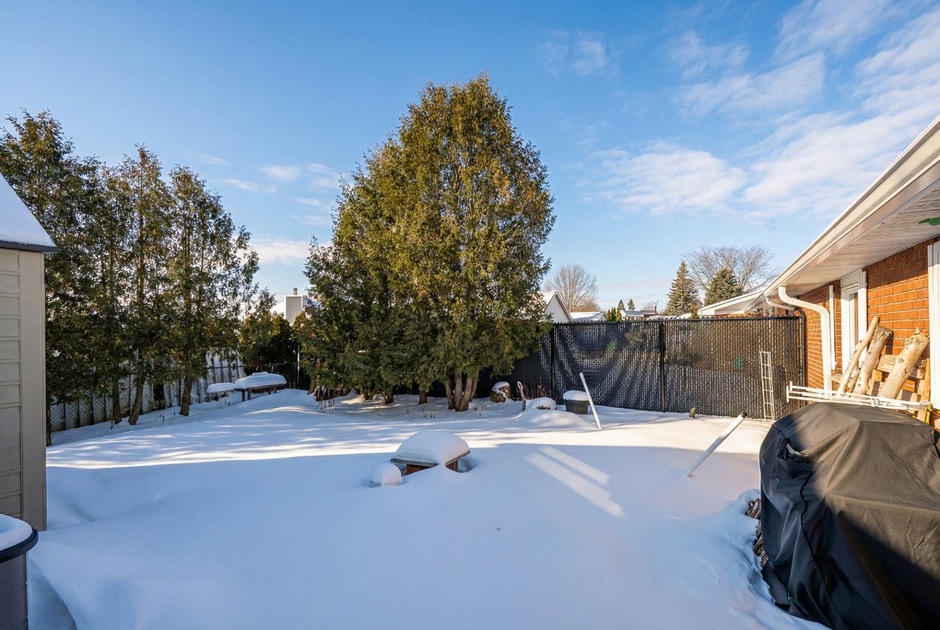 









1131


Boul. Payer

,
Longueuil (Greenfield Park),




QC
J4V1C2

