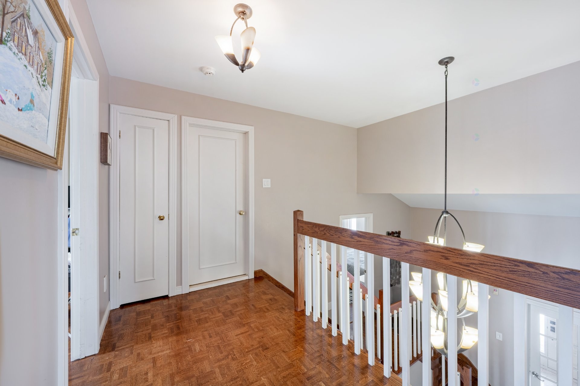 









218


Rue du Niagara

,
Kirkland,




QC
H9J3W7

