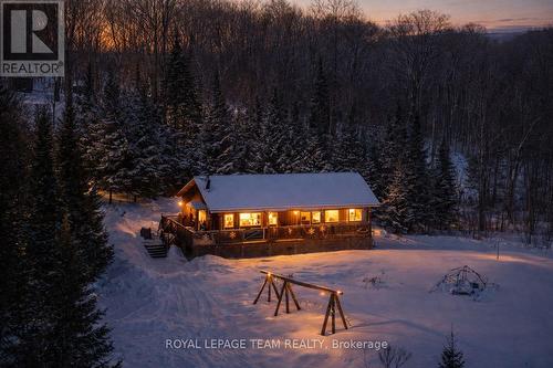 AI staged dusk photo