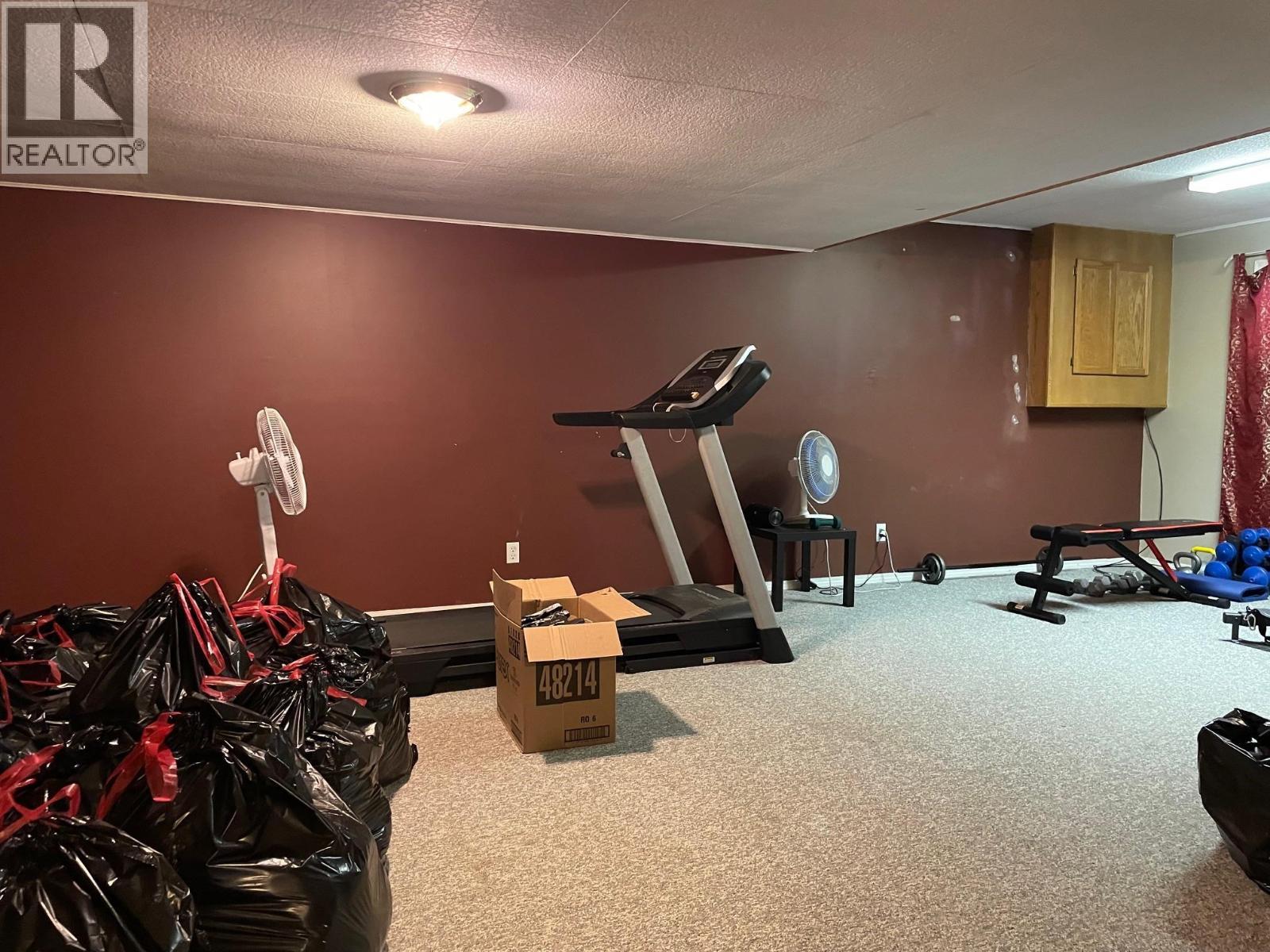 












5548 MINNAKER CRESCENT

,
Fort Nelson,




British Columbia
V0C1R0

