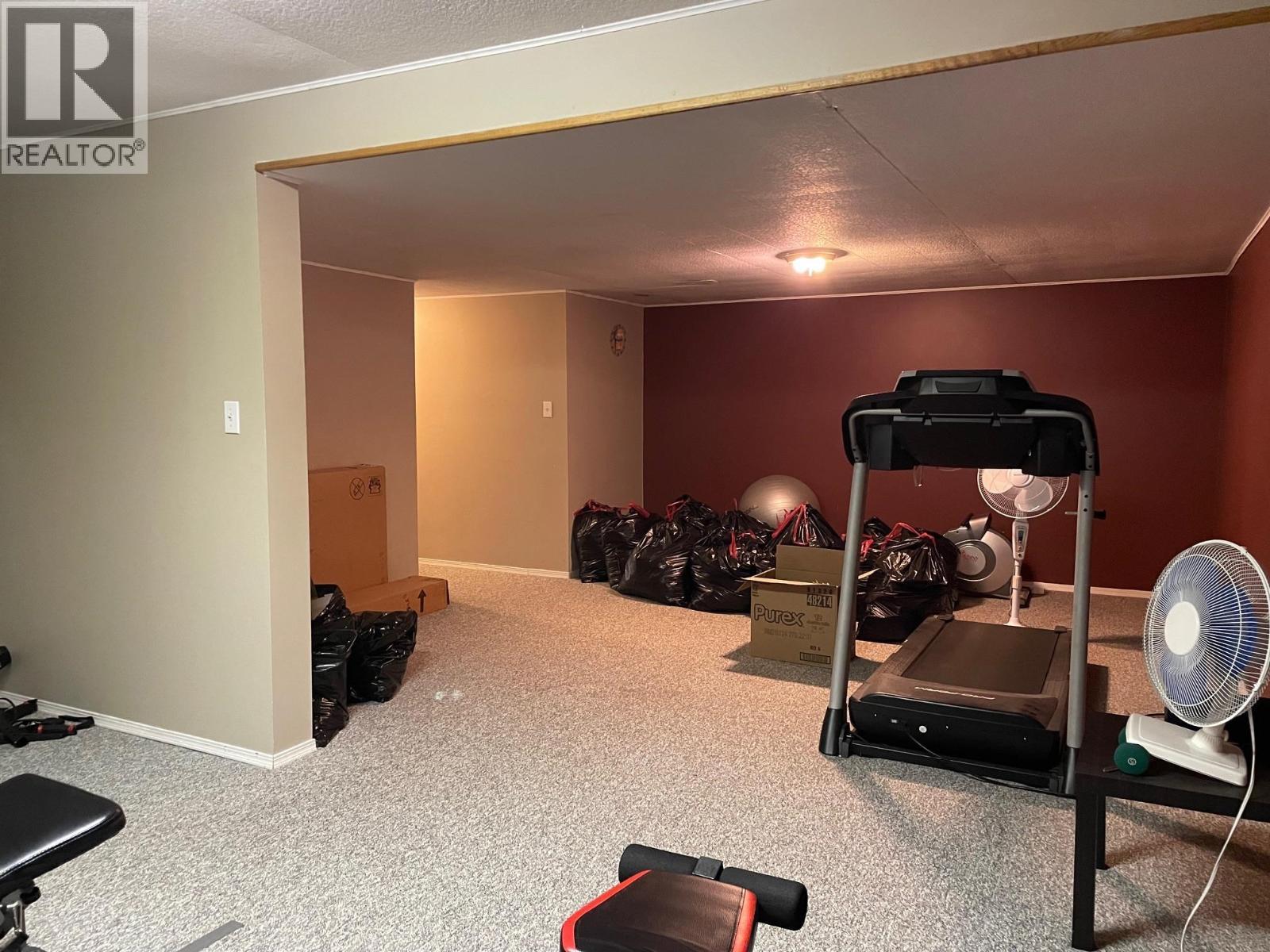 












5548 MINNAKER CRESCENT

,
Fort Nelson,




British Columbia
V0C1R0

