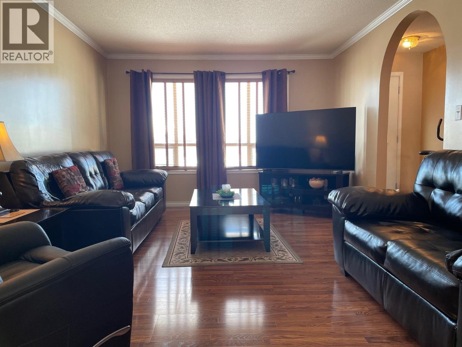 












5548 MINNAKER CRESCENT

,
Fort Nelson,




British Columbia
V0C1R0

