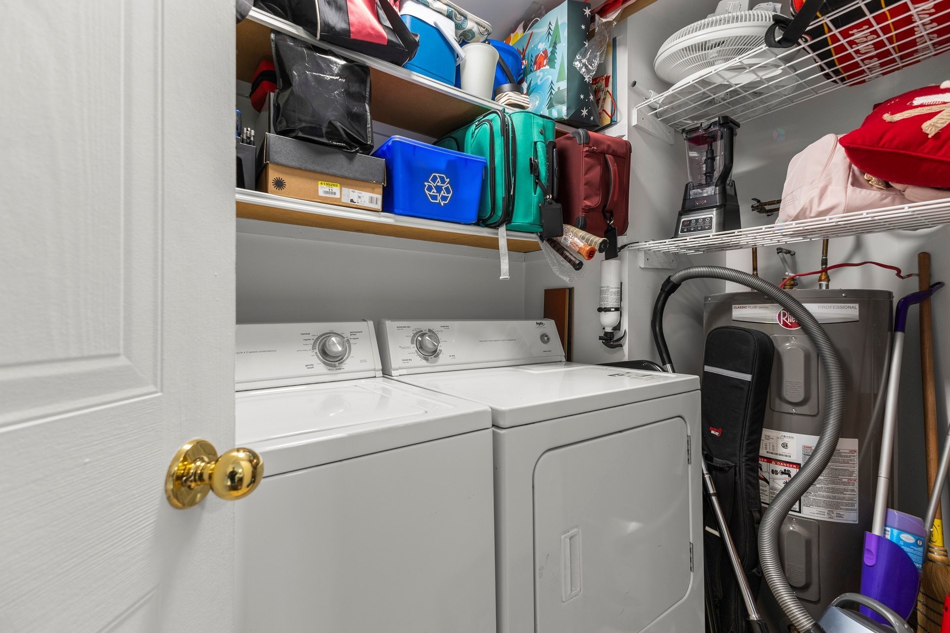 









352


Rue des Pionniers

,
L'Île-Perrot,




QC
J7V8K6

