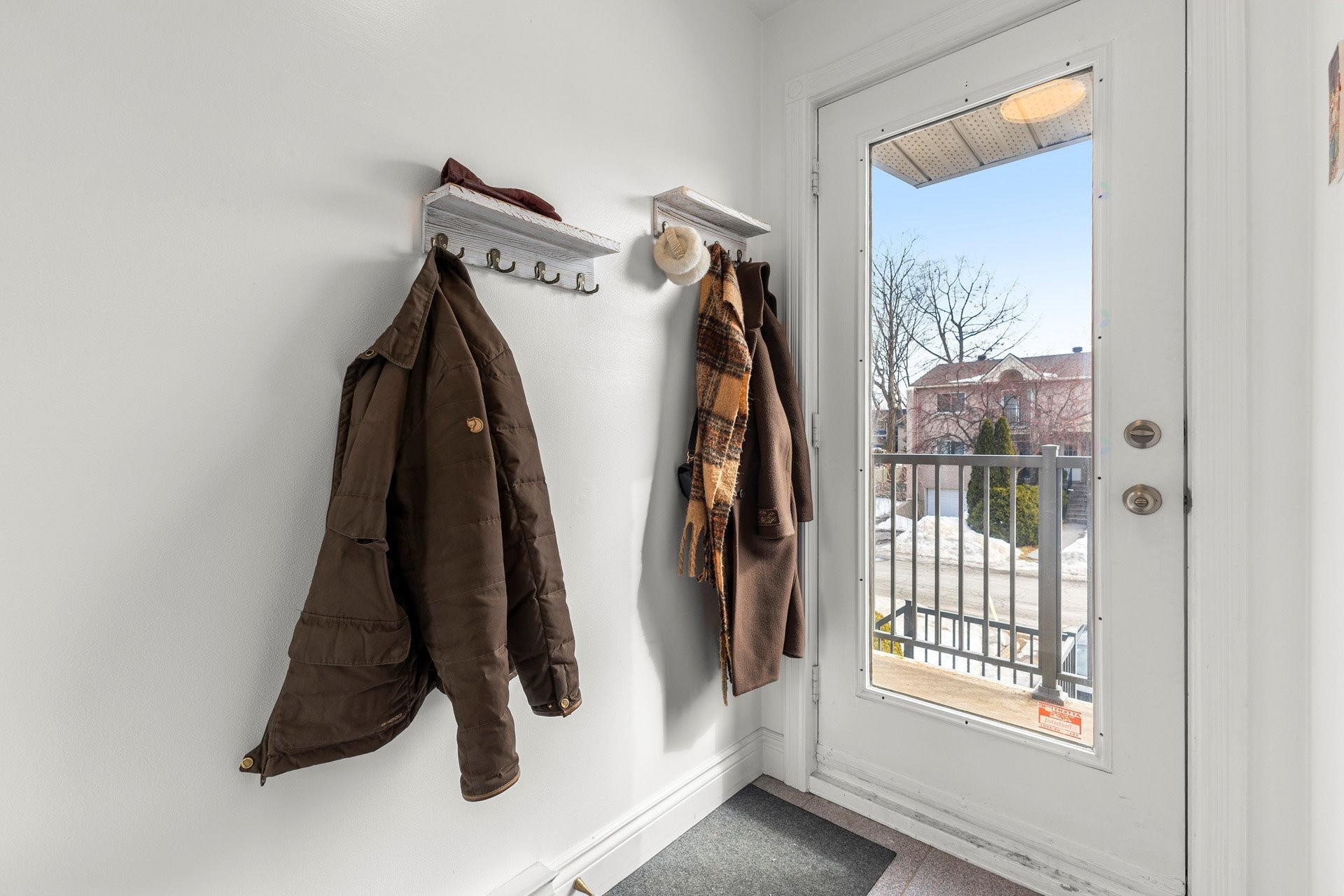 









352


Rue des Pionniers

,
L'Île-Perrot,




QC
J7V8K6

