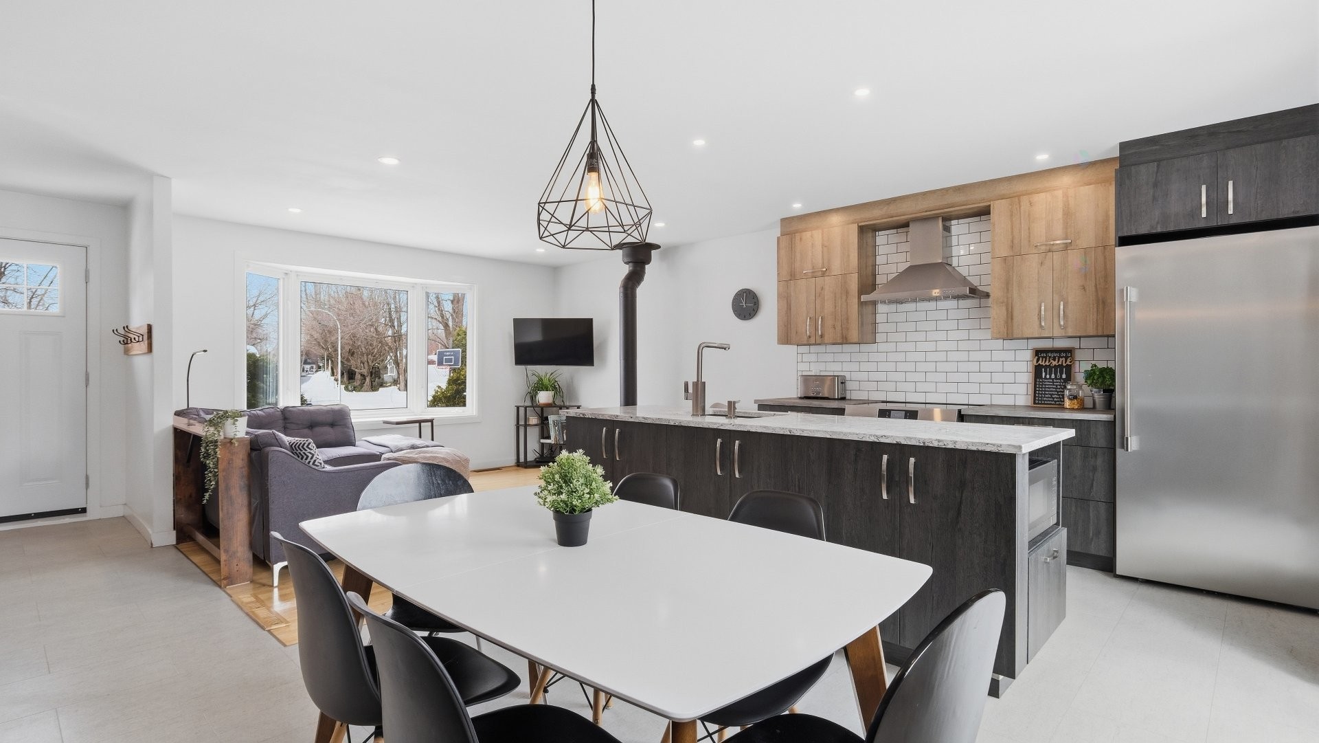 









1310


Place de Ste-Foy

,
Saint-Bruno-de-Montarville,




QC
J3V3C5

