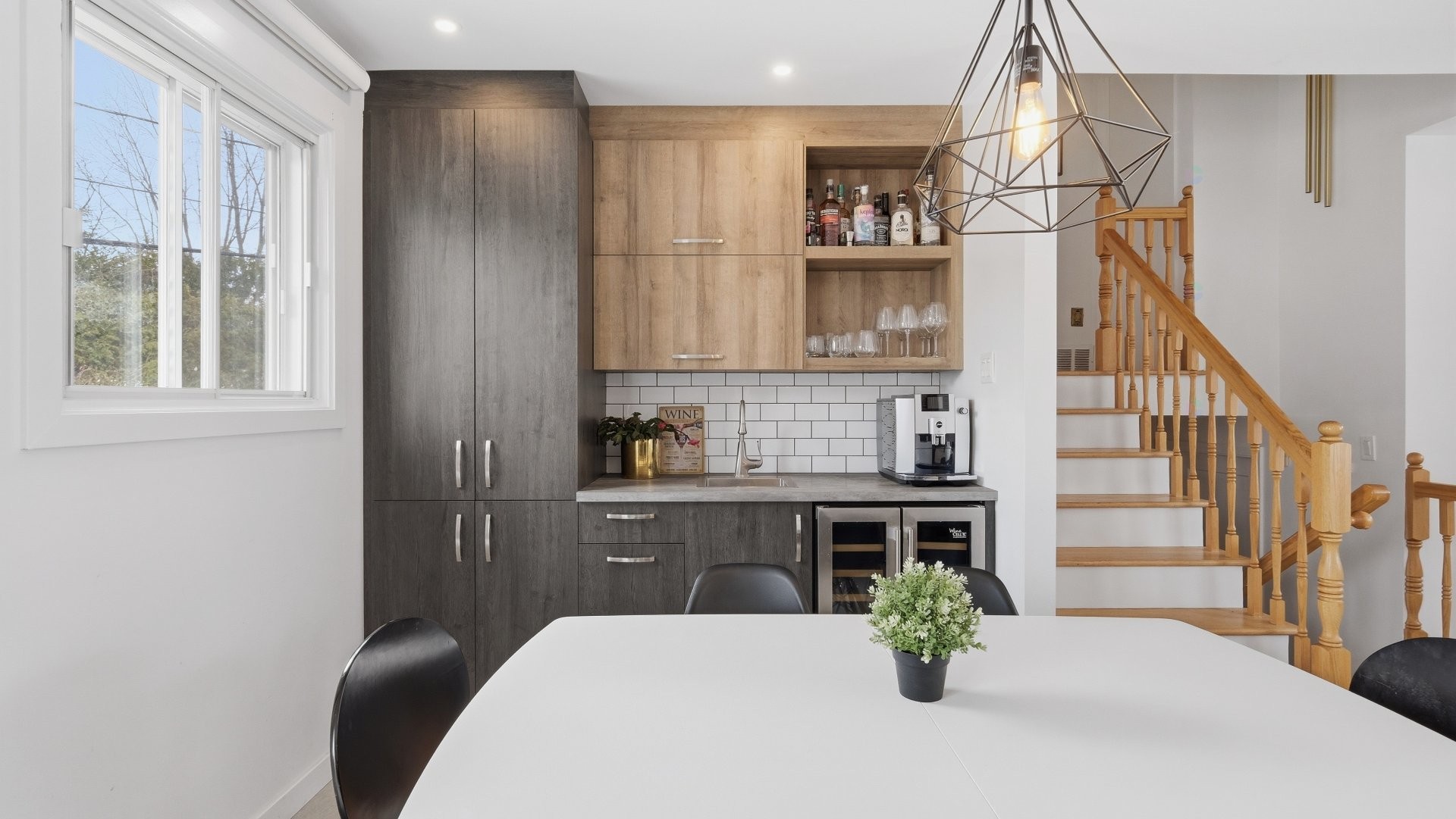 









1310


Place de Ste-Foy

,
Saint-Bruno-de-Montarville,




QC
J3V3C5

