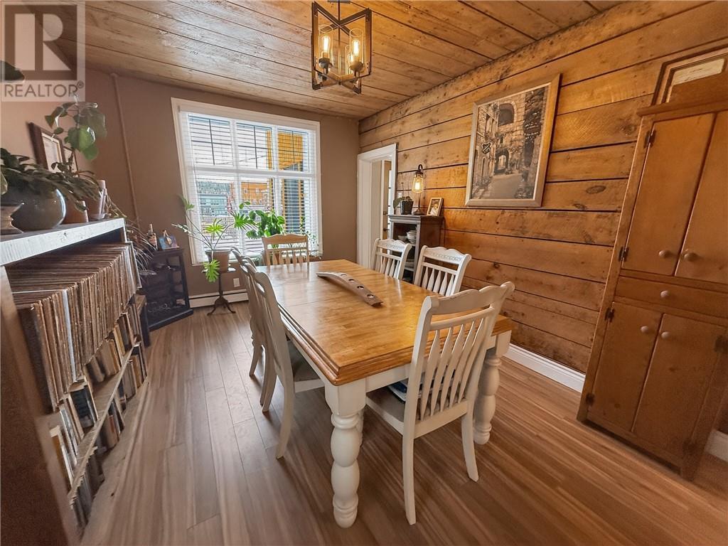 












17 Phipps Street

,
Gore Bay, Manitoulin Island,




Ontario
P0P1H0

