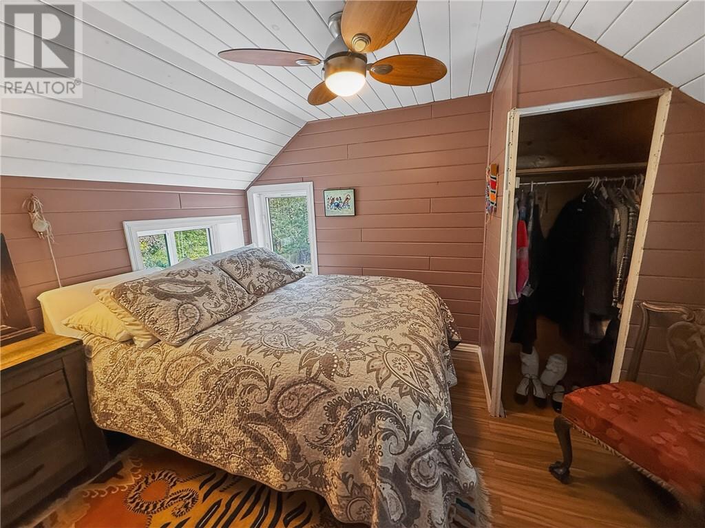 












17 Phipps Street

,
Gore Bay, Manitoulin Island,




Ontario
P0P1H0

