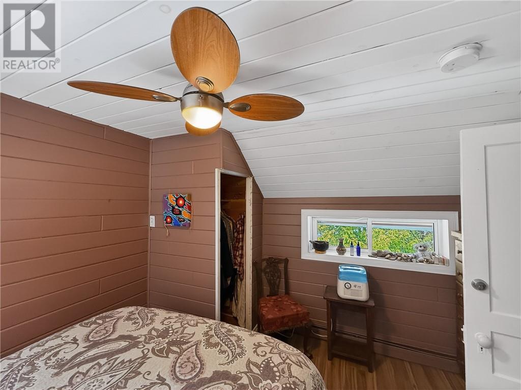 












17 Phipps Street

,
Gore Bay, Manitoulin Island,




Ontario
P0P1H0

