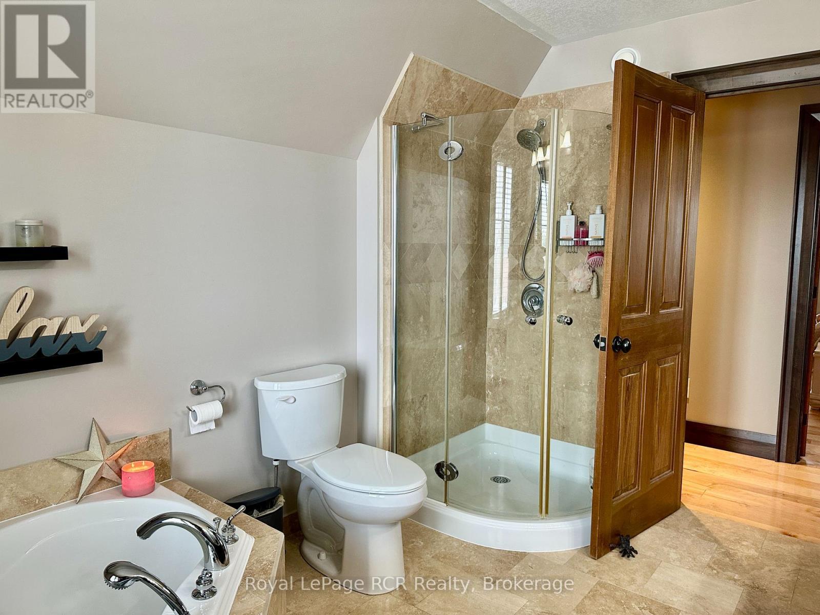 












241 4TH STREET CRESCENT

,
Hanover,




Ontario
N4N3S9

