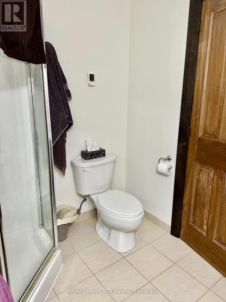 












241 4TH STREET CRESCENT

,
Hanover,




Ontario
N4N3S9

