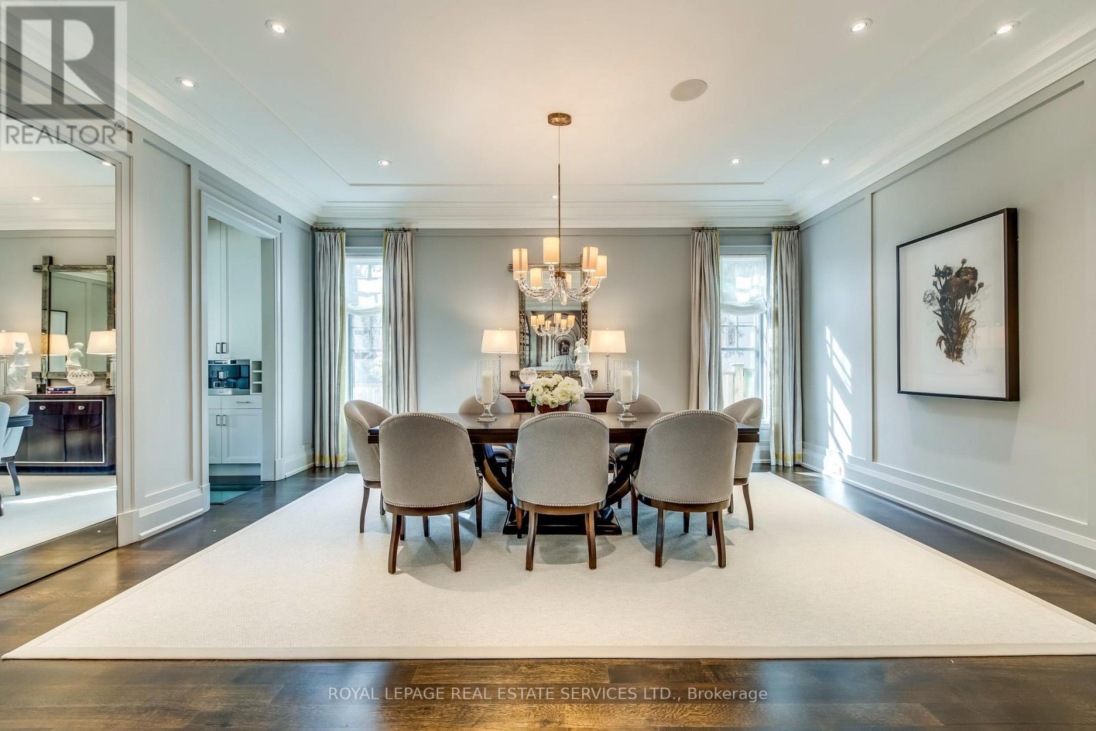 












1522 DEVON ROAD

,
Oakville,




Ontario
L6J2M5

